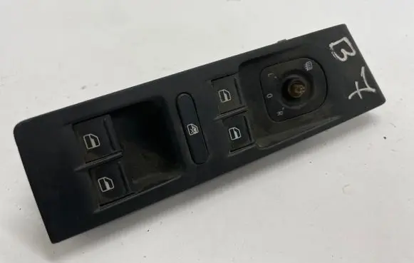Volkswagen PASSAT B7 Electric window control switch 1K4959857B