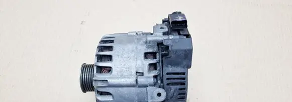 Peugeot 208 I Generator/alternator 9675753680