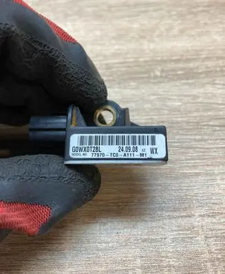 Honda Accord Airbag deployment crash/impact sensor G0WX0T28L