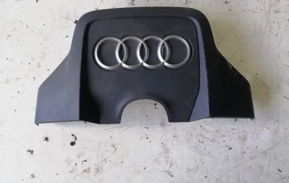Audi A5 8T 8F Engine cover (trim) 06E103926N