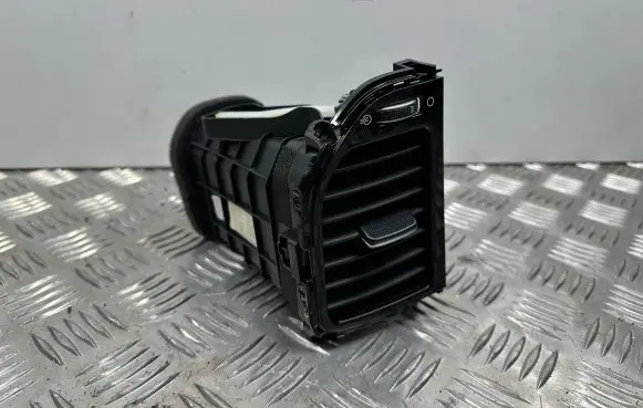 KIA Sportage Dash center air vent grill 97420F1AA0