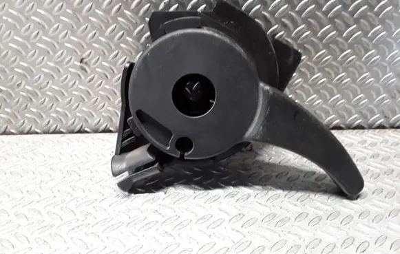 Mercedes-Benz S W220 Engine bonnet (hood) release handle