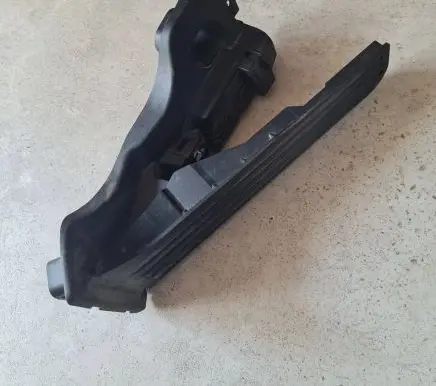 Volkswagen PASSAT CC Accelerator throttle pedal 1K1721503L 6PV00860000