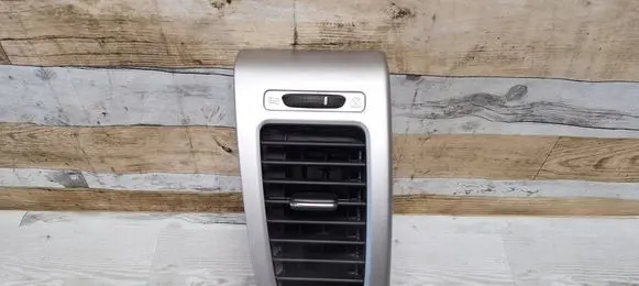Dashboard side air vent grill/cover trim