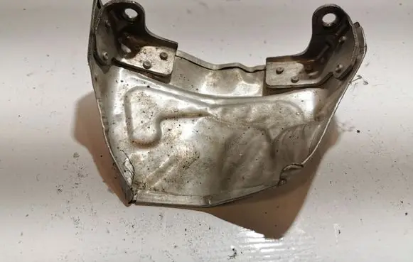 Audi Q7 4M Exhaust heat shield 8W0301325C