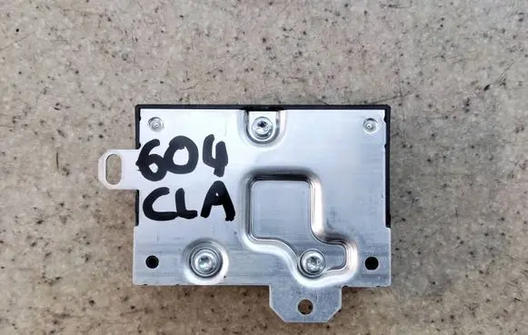 Mercedes-Benz CLA C117 X117 W117 Fuel injection pump control unit/module A000900010459A A0009000104
