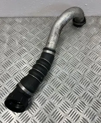 Intercooler hose/pipe
