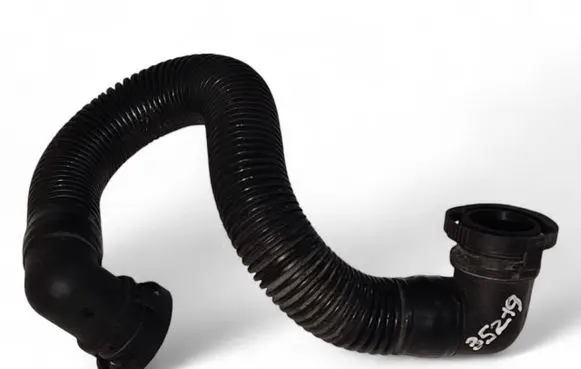 Volkswagen Golf V Breather/breather pipe/hose 1K0131149C