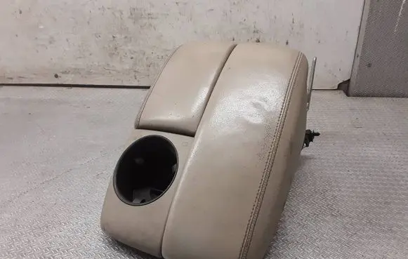 Audi Q7 4L Armrest ERC46000 4L1864207
