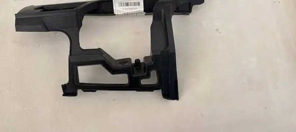 Volkswagen Golf VII Front bumper mounting bracket 301379