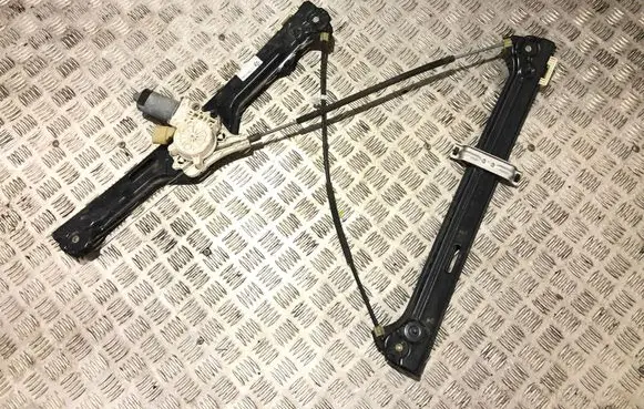 BMW X5 E70 Front door window regulator with motor 7137020