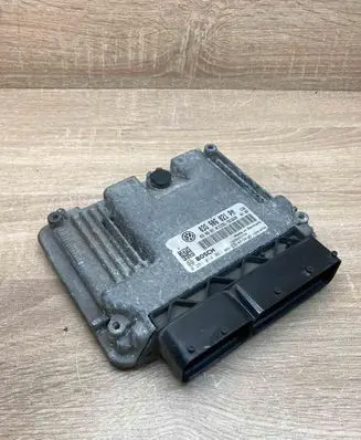 Volkswagen Golf V Engine control unit/module ECU 03G906021PM 0281014061 Used