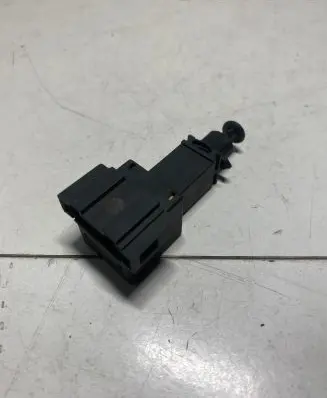 Volkswagen Golf IV Brake pedal sensor switch 1008900010 092018