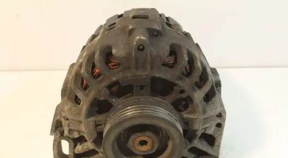 Renault Thalia II Generator/alternator 2543553B