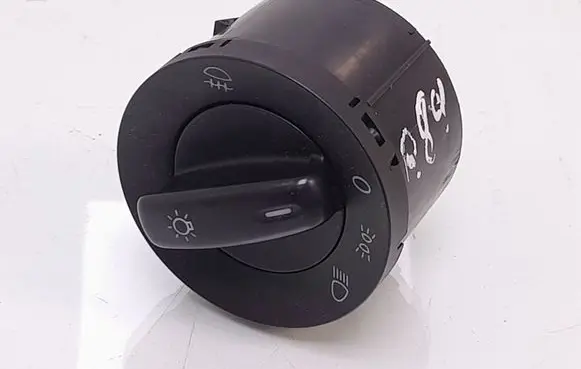 Volkswagen PASSAT B6 Light switch 1K0941431AH