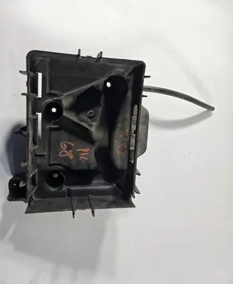 Volkswagen Polo V 6R Battery box tray 6Q0915331