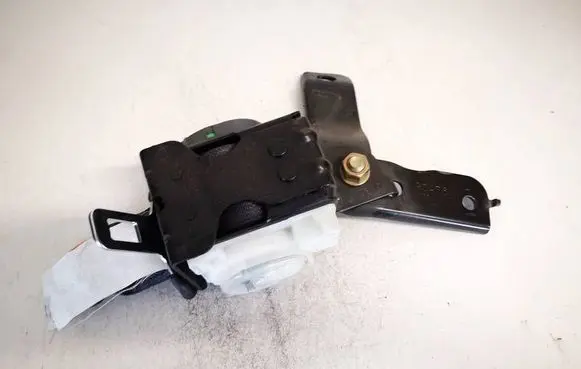 Subaru Legacy Middle seatbelt (rear) 