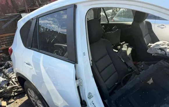Mazda CX-5 Pillar (middle) 