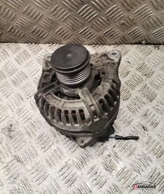 Nissan Qashqai Generator/alternator 0124525140