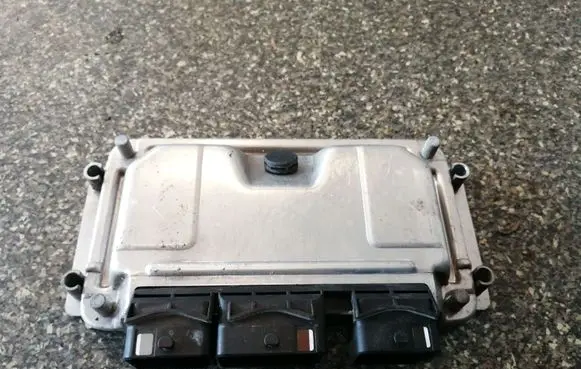 Citroen C3 Engine control unit/module 9651812480 0261207860