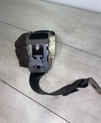 Ford Focus C-MAX Front seatbelt 040676