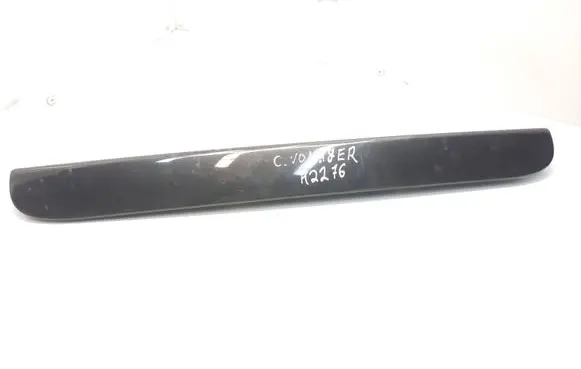 Chrysler Voyager Trunk door license plate light bar K2276