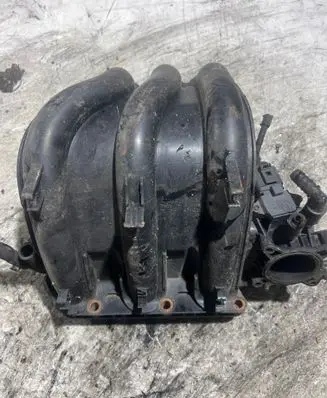 Volkswagen Polo IV 9N3 Intake manifold 03D129766L LM120