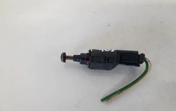 Peugeot 206 Brake pedal sensor switch 9634667980 UYSED