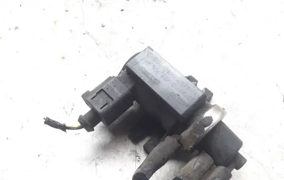 Vacuum valve
