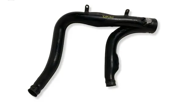 Volvo XC90 Intercooler hose/pipe 8683743