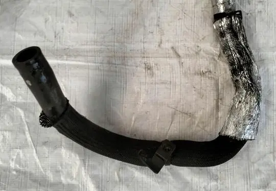 KIA Sportage Engine coolant pipe/hose