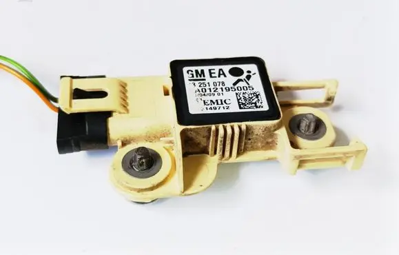 Opel Astra H Airbag deployment crash/impact sensor 13251078