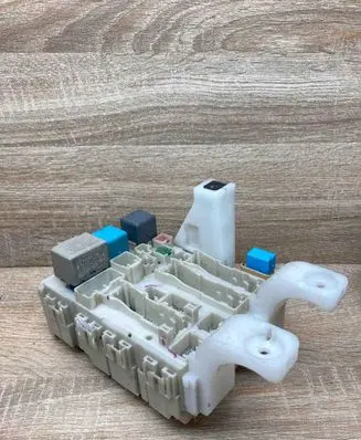Toyota Prius (XW20) Fuse module 408170343 4J130158