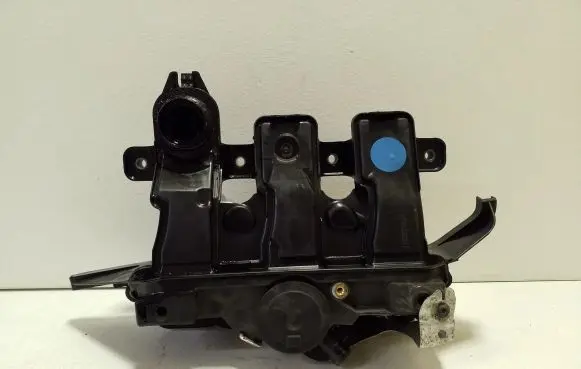 Nissan X-Trail T32 Oil breather separator 118302761R