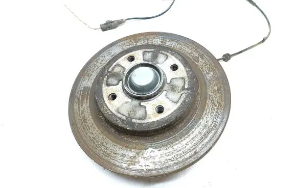 Citroen DS5 Rear wheel hub 9803594080