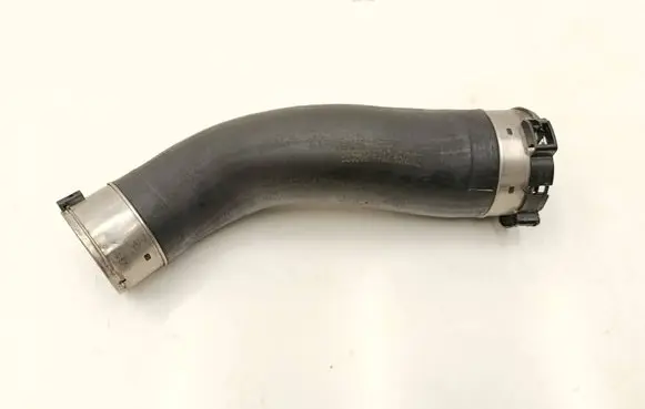 BMW 5 F10 F11 Intercooler hose/pipe 7810796