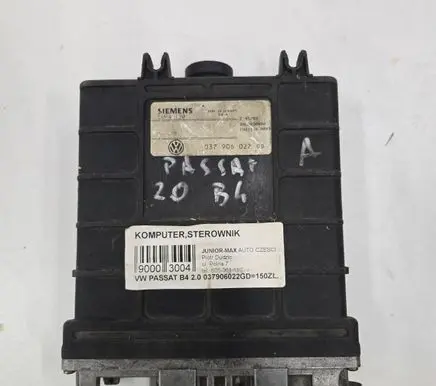 Volkswagen PASSAT B4 Engine control unit/module 037906022GD 00C0030400 5WP4130