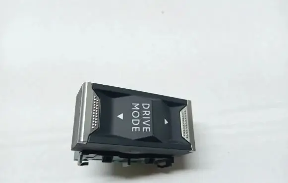 Peugeot 508 Aerial antenna switch 9815635480