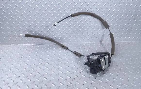 Nissan Pulsar Front door lock 805003ZL0A
