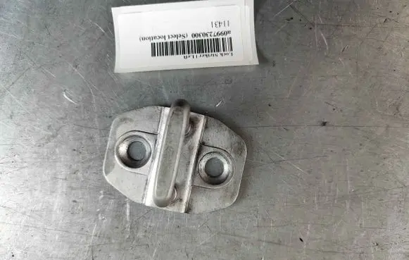 Mercedes-Benz S W222 Rear door lock loop/hook striker a0997230300