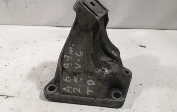 Audi A6 S6 C5 4B Engine mounting bracket 4B0199308