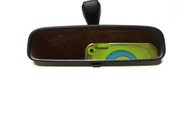 Rear view mirror (interior)