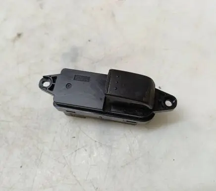 Mazda 5 Electric window control switch CC3366370A 701BT1K0BEA
