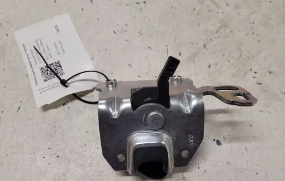 Mercedes-Benz E W212 Seat back rest lock catch A2049200572