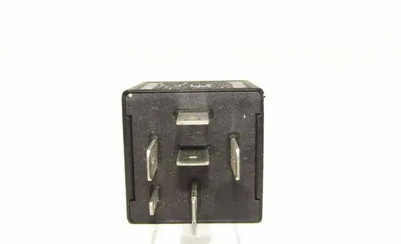 Volkswagen PASSAT B4 Window wiper relay 191955531