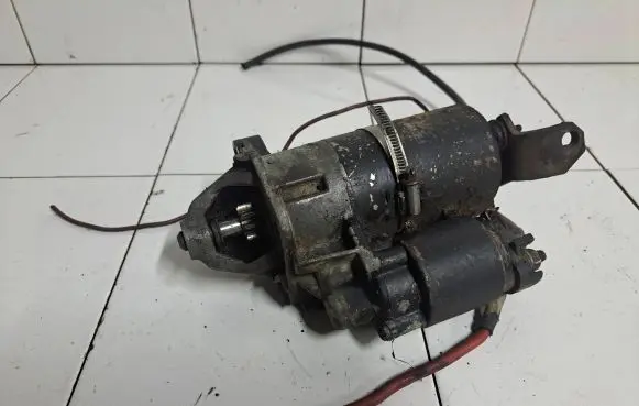 Skoda Superb B5 (3U) Starter motor 06B911023