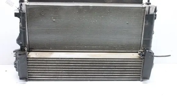Toyota Yaris XP210 Radiator set 1636331500