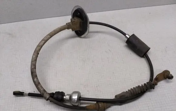 Hyundai Sonata Gear shift cable linkage