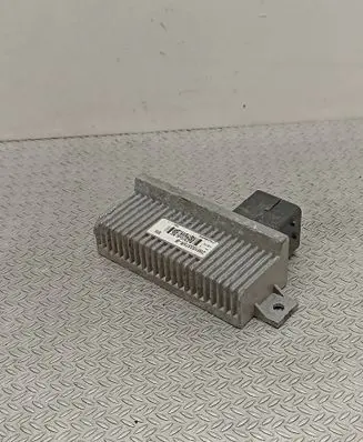 Renault Zoe Coolant fan relay 296103375R 041114