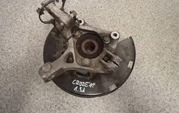 Chevrolet Cruze Front wheel hub spindle knuckle
